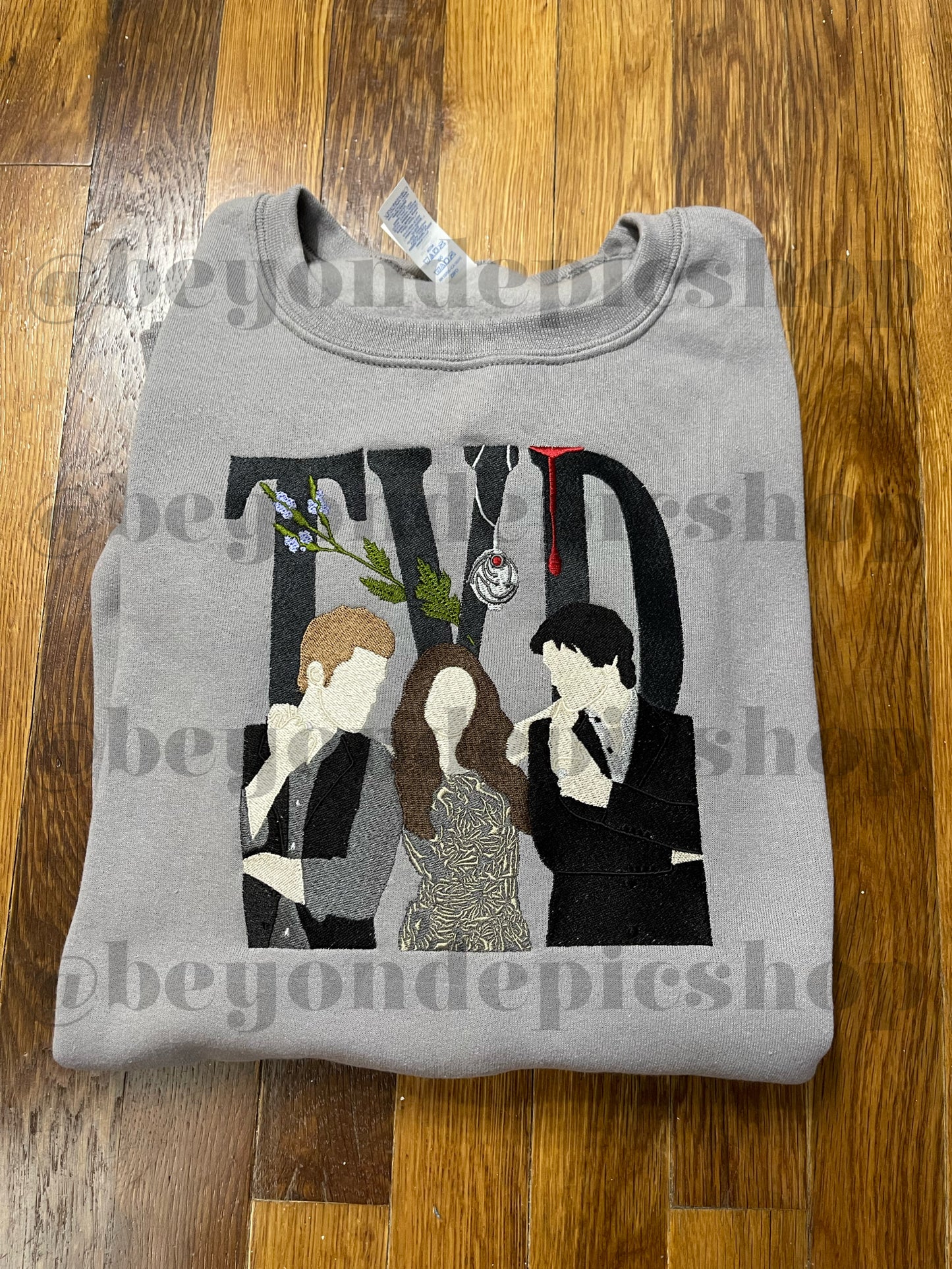 TVD Trio Embroidered Sweatshirt